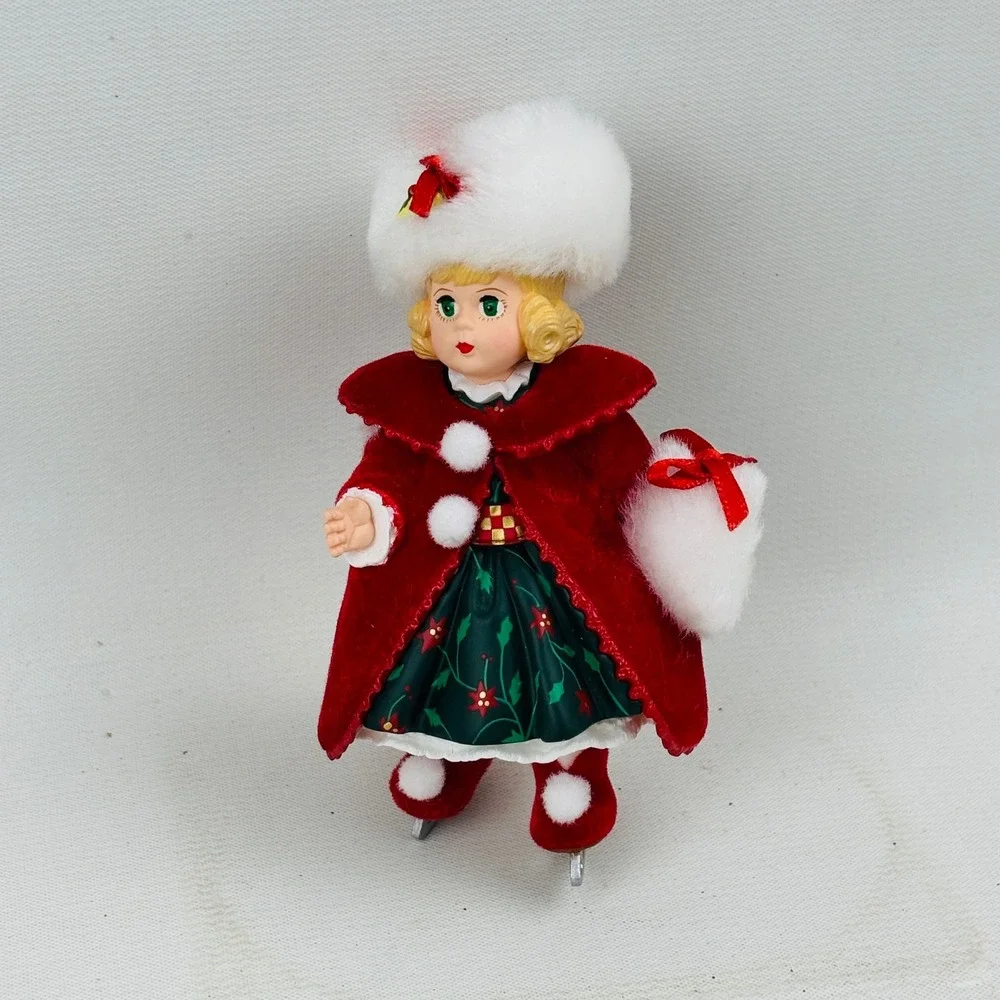 Hallmark Madame Alexander Christmas Holly‎ Keepsake Ornament 2000